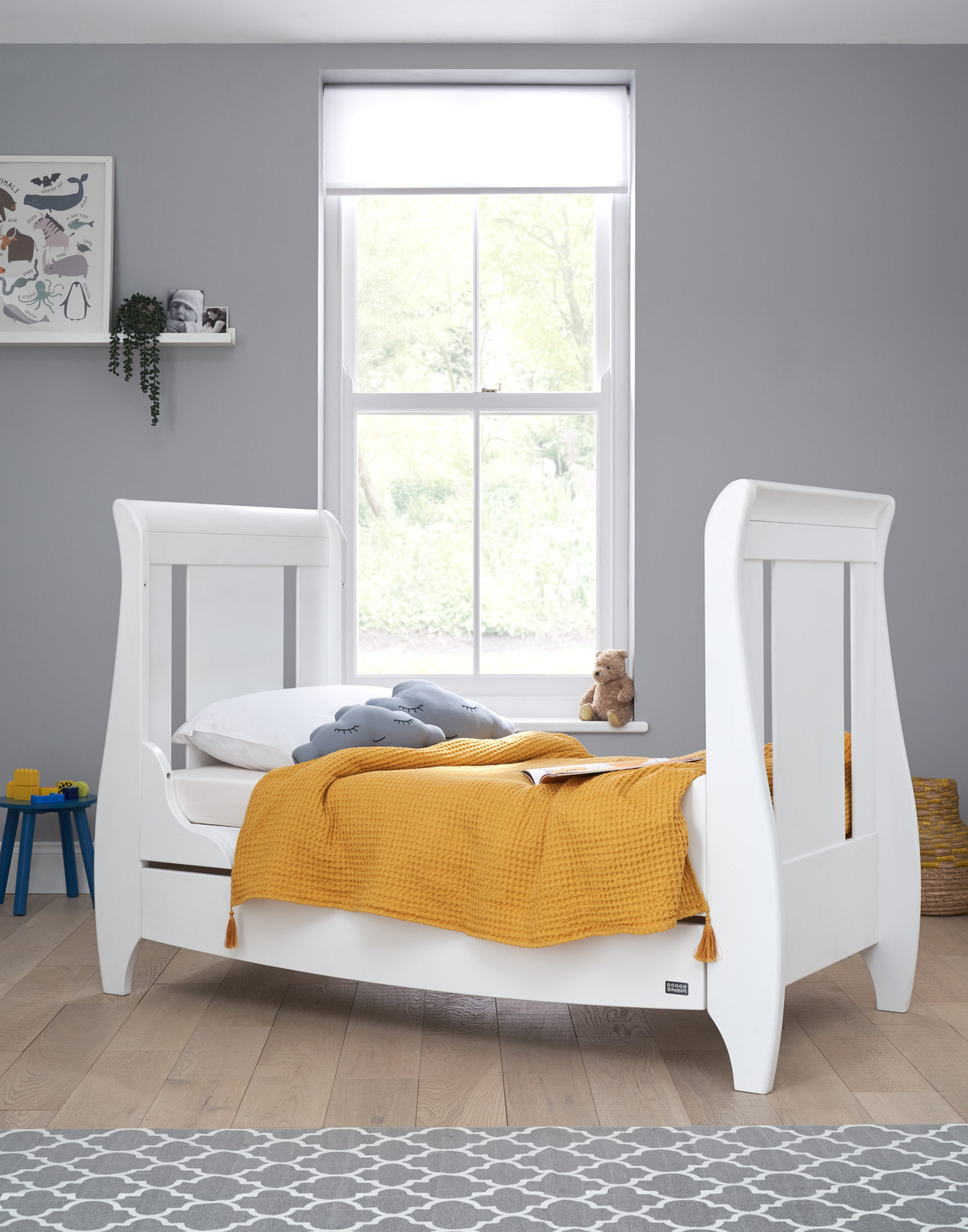Lucas Sleigh Cot Bed White 4 Lucas Sleigh Cot Bed White 4