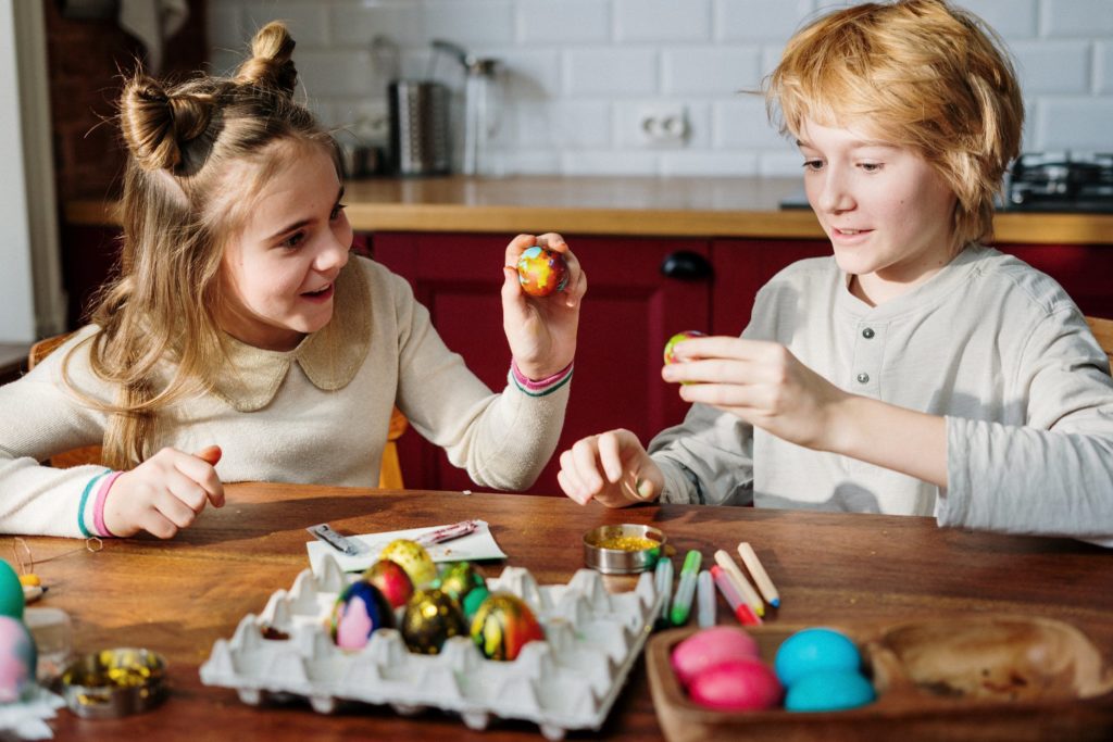 Simple Easter holiday activities Simple Easter holiday activities