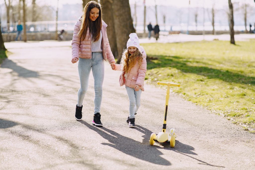 Pledge to join Screen-Free Week - 3rd May to 9th May 2021 Pledge to join Screen-Free Week - 3rd May to 9th May 2021