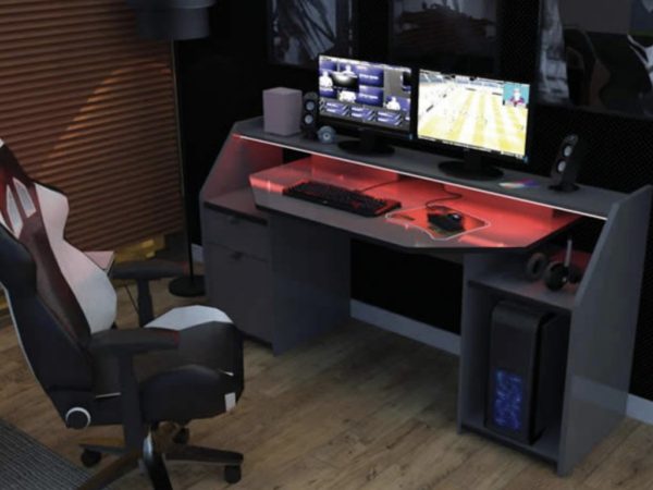 desk 2 1024x1024