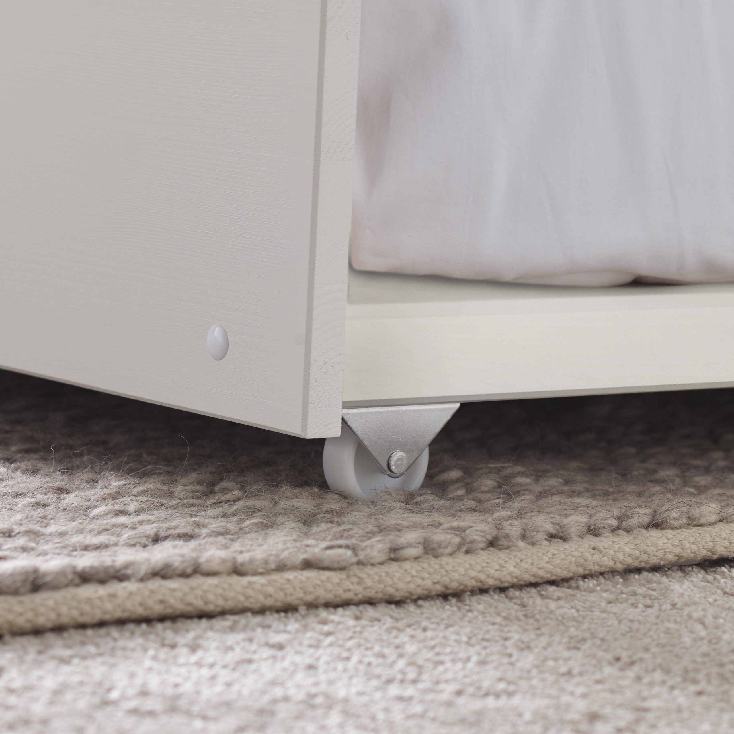 White bed wheel detail original White bed wheel detail original