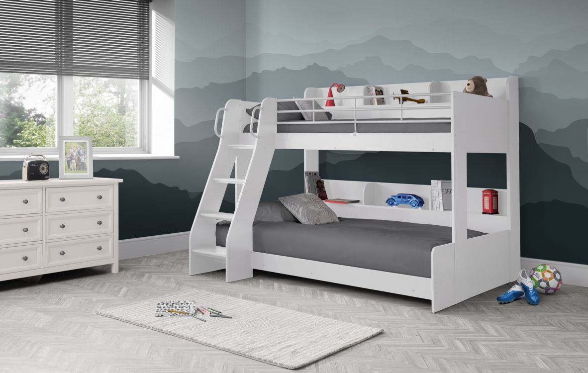 domino triple sleeper white roomset domino triple sleeper white roomset