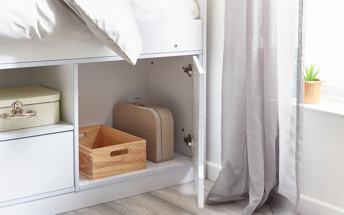 atom low sleeper white open door roomset atom low sleeper white open door roomset