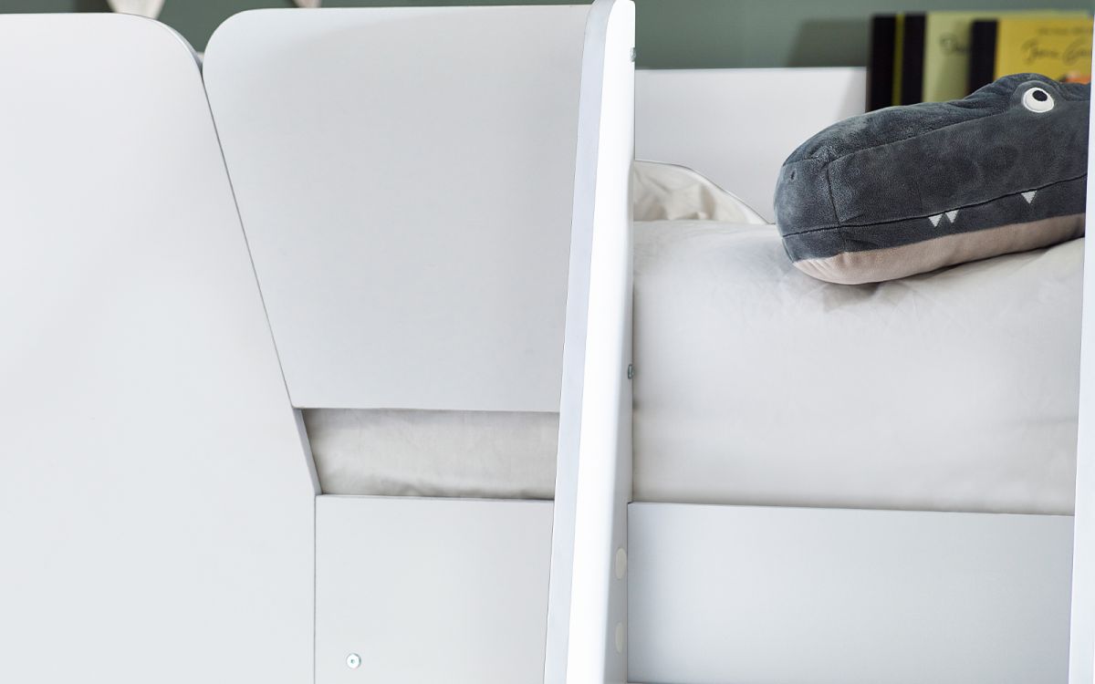 par201 parsec bunk bed all white detail 2 par201 parsec bunk bed all white detail 2